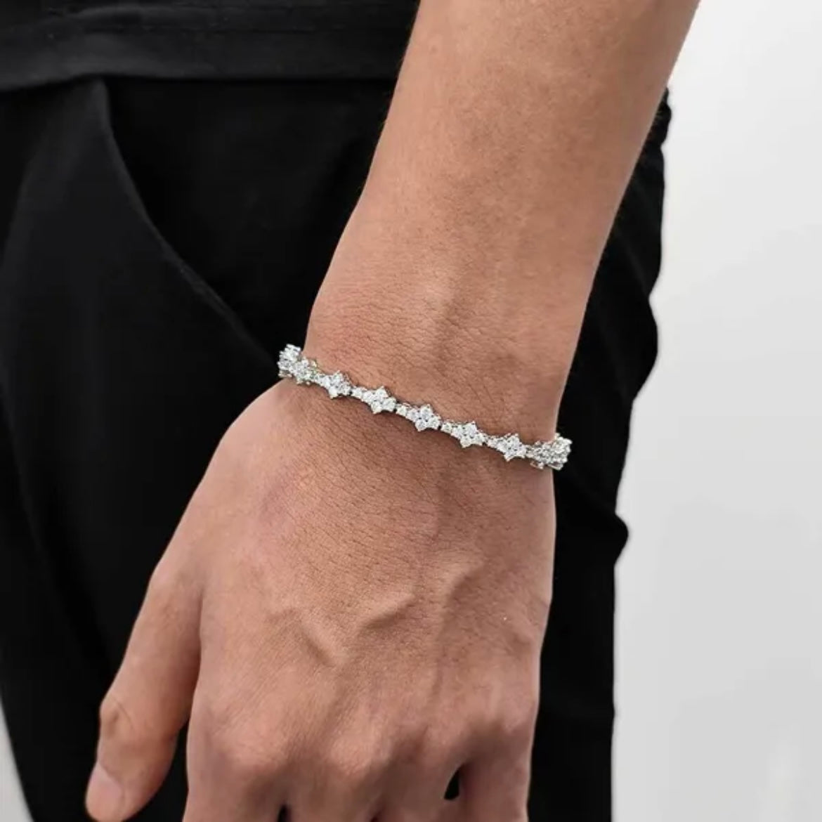 Round Cut Moissanite Bracelet