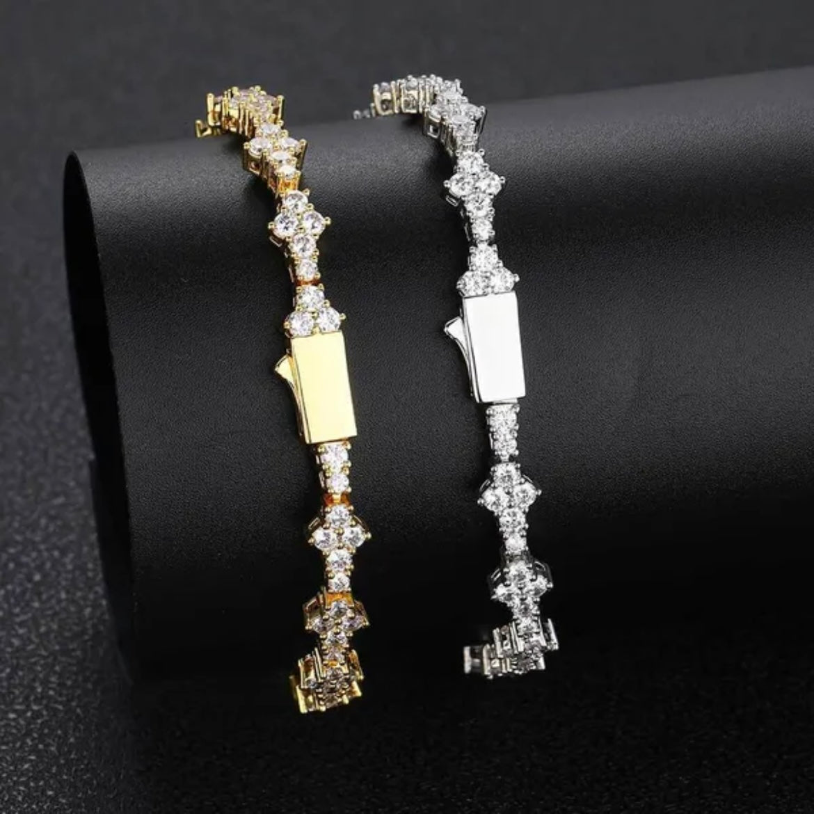 Round Cut Moissanite Bracelet